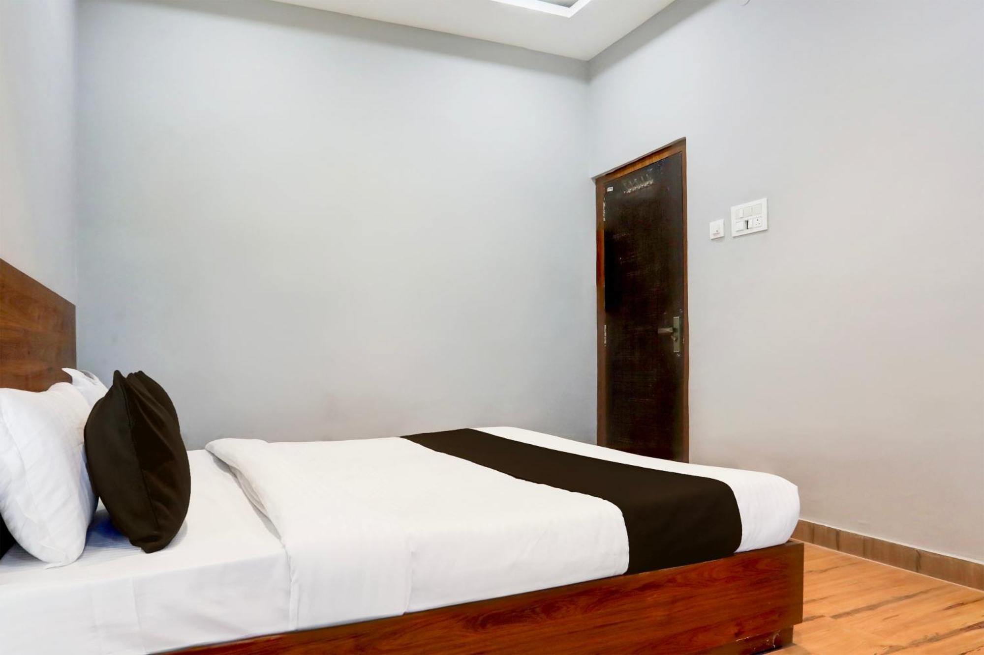 Hotel O Currency Inn Райпур Экстерьер фото